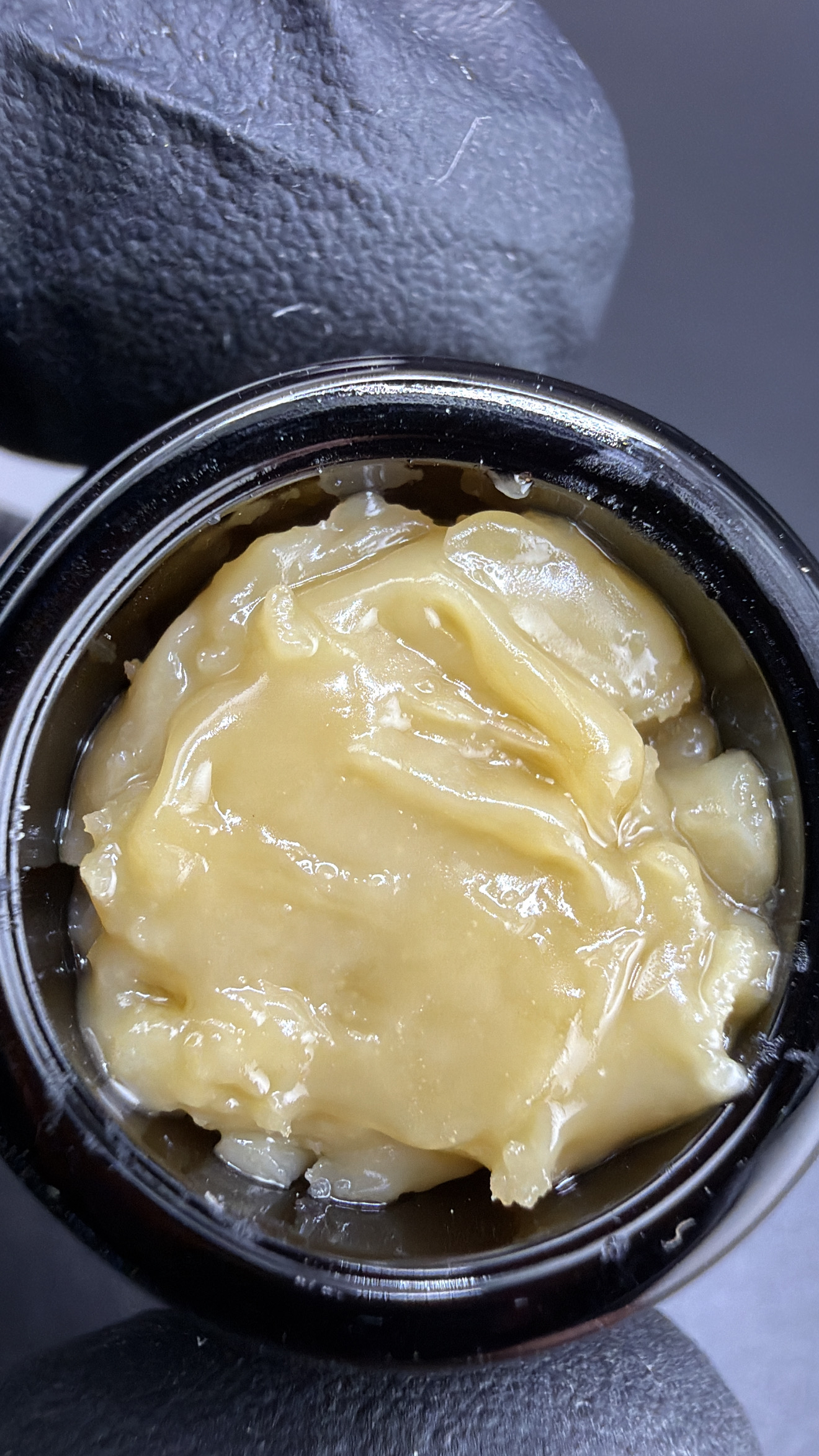 Las Vegas Lemon Skunk x Durban — 6★ Hash Rosin